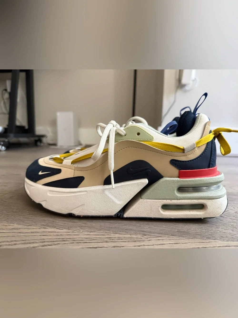 Nike Air Max Furyosa Women’s Sneaker - Summit White-Obsidian - Picture 4 of 9